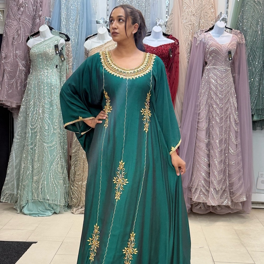 Elegant Green Embellished Kaftan Dress